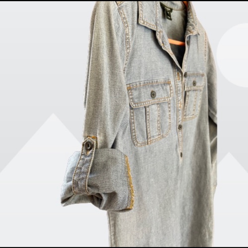 ⭐️⭐️HOST PICK ⭐️⭐️ J. Crew Blue Chambray Shirtdress- Size XS - Picture 3 of 5